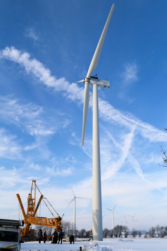 DeWind D6 62-1000 / 1.0 MW wind turbine generator / Engelrod, Germany