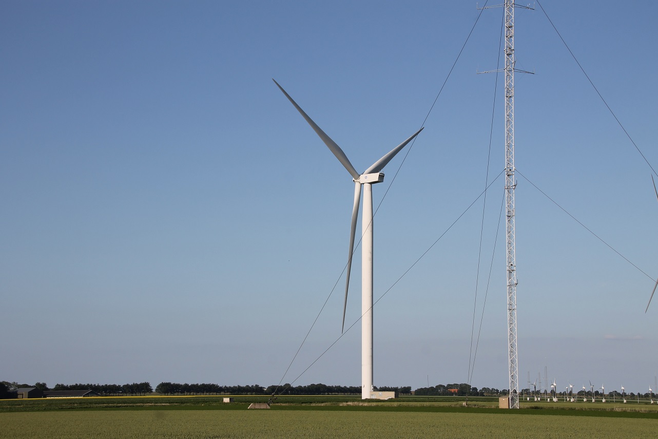 GE General Electric GE 2.5 - 120 - 2,50 MW - Wind turbine