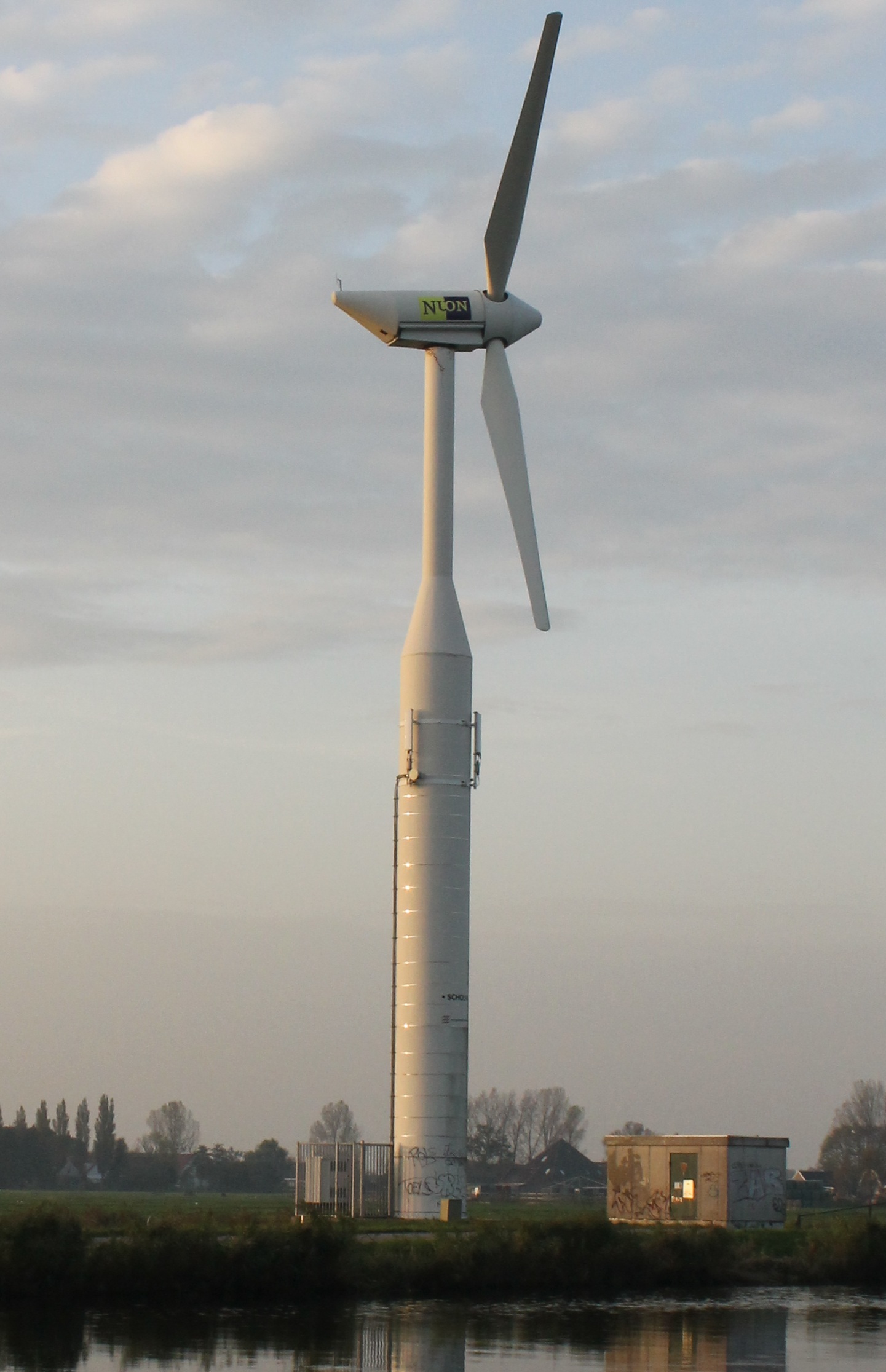 Newinco 25 PI 250 small tower - 250,00 kW - Wind turbine