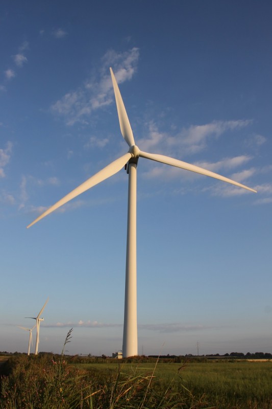 Vestas Wind Systems A/S / V80 2,0 MW offshore wind turbine generator ...